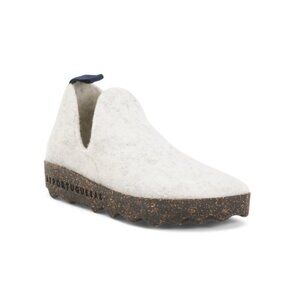 ASPORTUGUESAS White City Sustainable Comfort Slip On Shoes